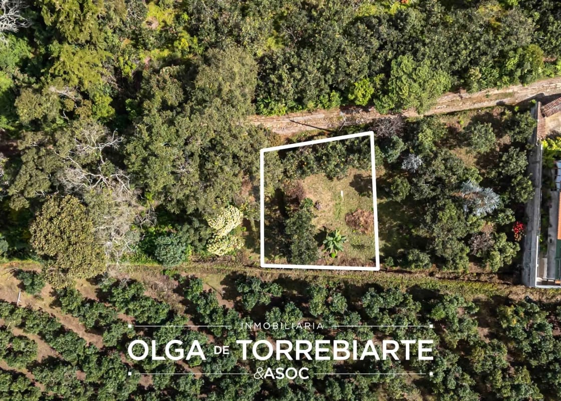 Terreno en Calle Principal Oriente #43, San Cristóbal El Alto Antigua Guatemala — Terreno en Venta en San Cristóbal El Alto, Sacatepéquez — foto 1 de 4