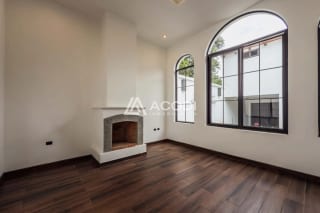 Casa en Antigua Guatemala — Casa en Venta en Antigua, Sacatepéquez — miniatura 4 de 6