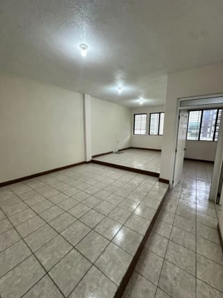 Edificio en venta de 3 niveles, zona 5, Ciudad Capital — Edificio en Venta en Zona 5, Guatemala, Ciudad — miniatura 4 de 9