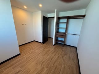 Apartamento en Renta en Essenza, zona 13, Guatemala — Apartamento en Alquiler en Zona 13, Guatemala, Ciudad — miniatura 7 de 13