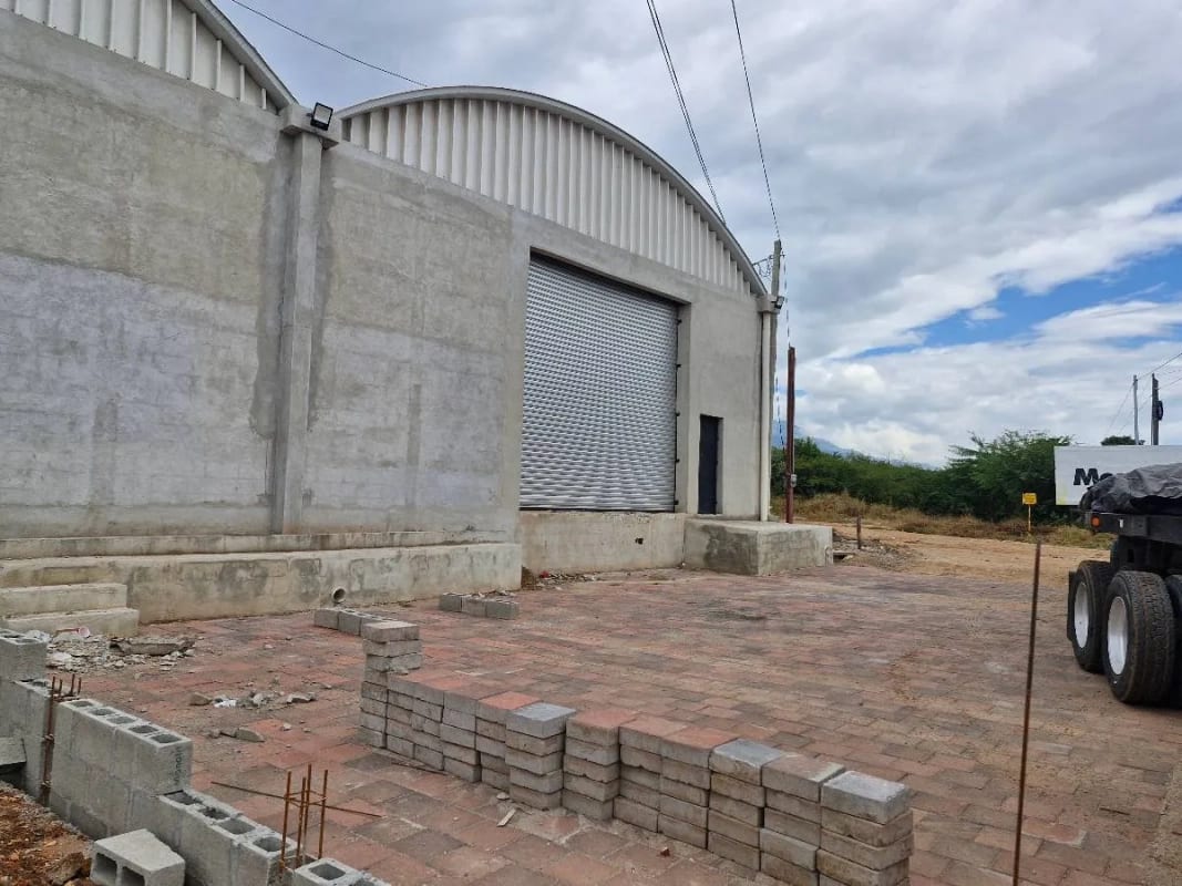 Bodega en Renta Rio Hondo — Bodega / Ofibodega en Alquiler en Rio Hondo, Zacapa — foto 2 de 4