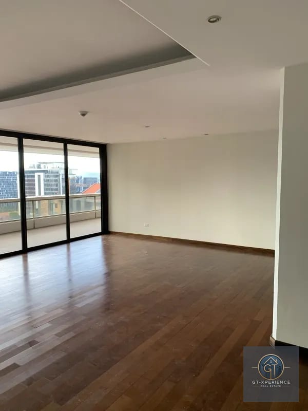 Lindo y amplio apartamento en Tiffany II, Zona 10 — Apartamento en Venta en Tiffany II, Zona 10, Guatemala, Ciudad — foto 1 de 17