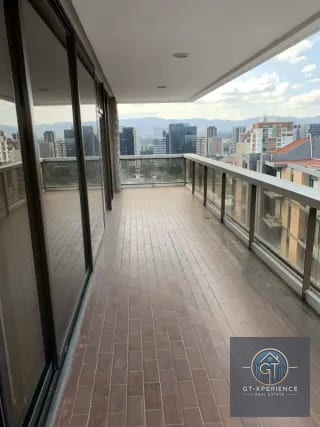 Lindo y amplio apartamento en Tiffany II, Zona 10 — Apartamento en Venta en Tiffany II, Zona 10, Guatemala, Ciudad — miniatura 5 de 17