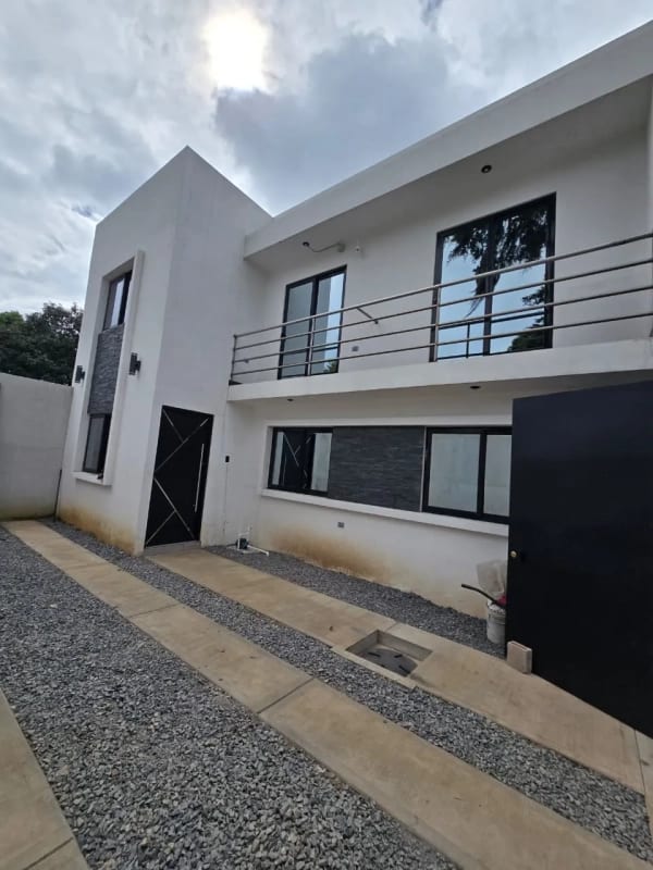 Casa en El Tejar, Chimaltenango — Casa en Venta en El Tejar, Chimaltenango — foto 1 de 7