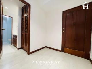 Apartamento Semiamueblado - a Metros de Futeca Zona 14 — Apartamento en Alquiler en Zona 14, Guatemala, Ciudad — miniatura 7 de 13