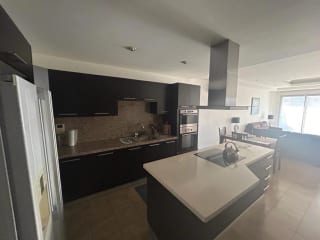 Apartamento amueblado en renta en zona 14 — Apartamento en Alquiler en Zona 14, Guatemala, Ciudad — miniatura 5 de 17