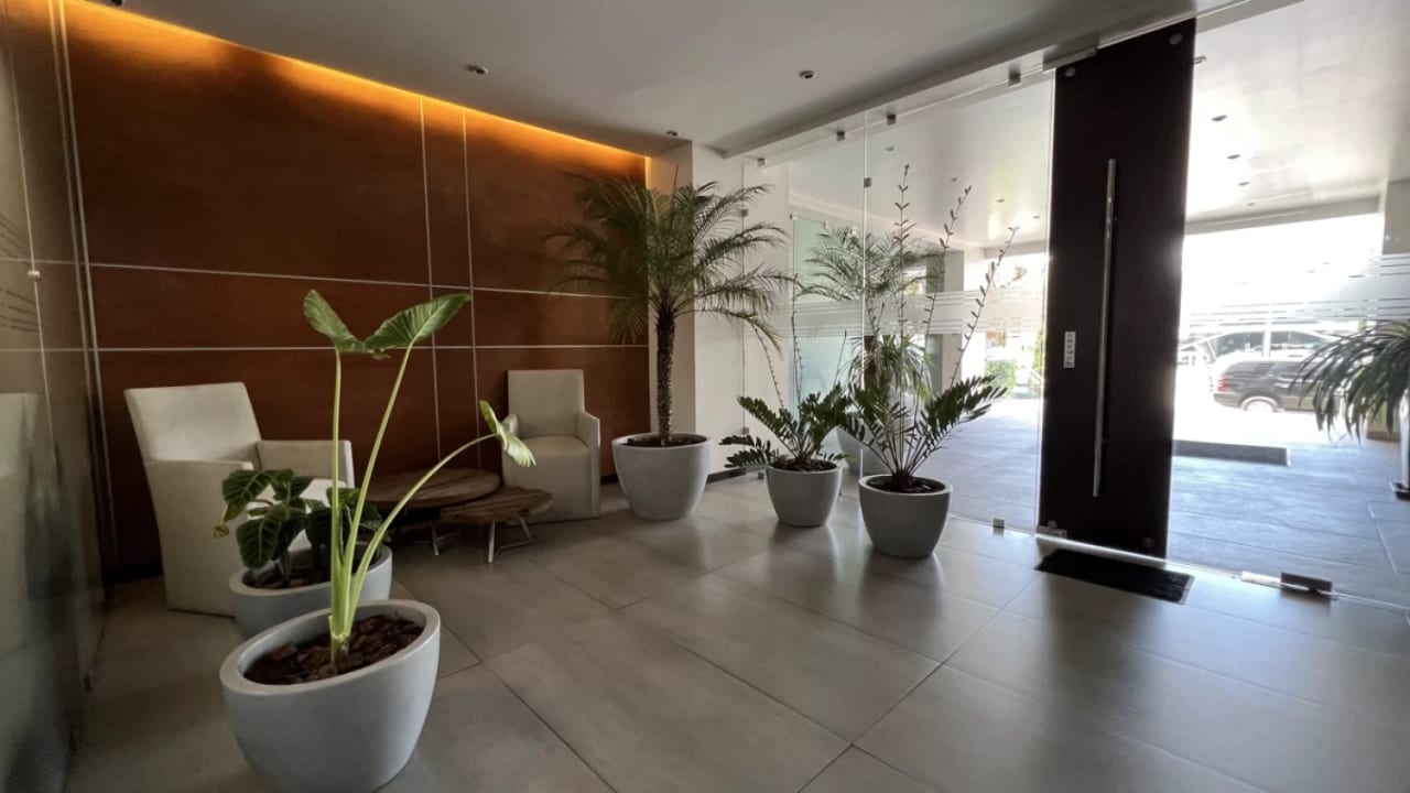 Apartamento en venta amueblado 2 Dormitorios | Urbana Zona 10 — Apartamento en Venta en Urbana, Zona 10, Guatemala, Ciudad — foto 5 de 15