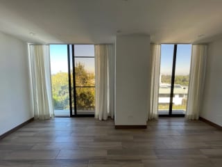 Apartamento Renta Zona 15 VH1., 94 MTS2, 3 DORMITORIOS.2 Parqueos $1,350 — Apartamento en Alquiler en Vista Hermosa I, Zona 15, Guatemala, Ciudad — miniatura 5 de 6