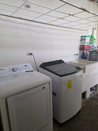 Casa en Venta Jardines de Arrazola KM 19.5 Fraijanes — Casa en Venta en Jardines de Arrazola, Carretera a El Salvador, Guatemala, Ciudad — miniatura 10 de 10