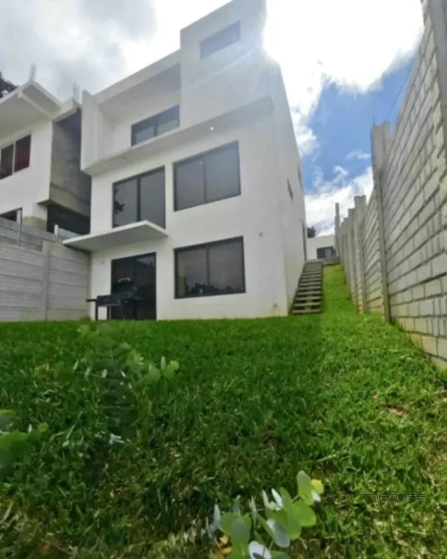Casa en Venta en San José Pinula, Lo de Valdez — Casa en Venta en lo de Valdez, Carretera a El Salvador, Guatemala, Ciudad — foto 3 de 10