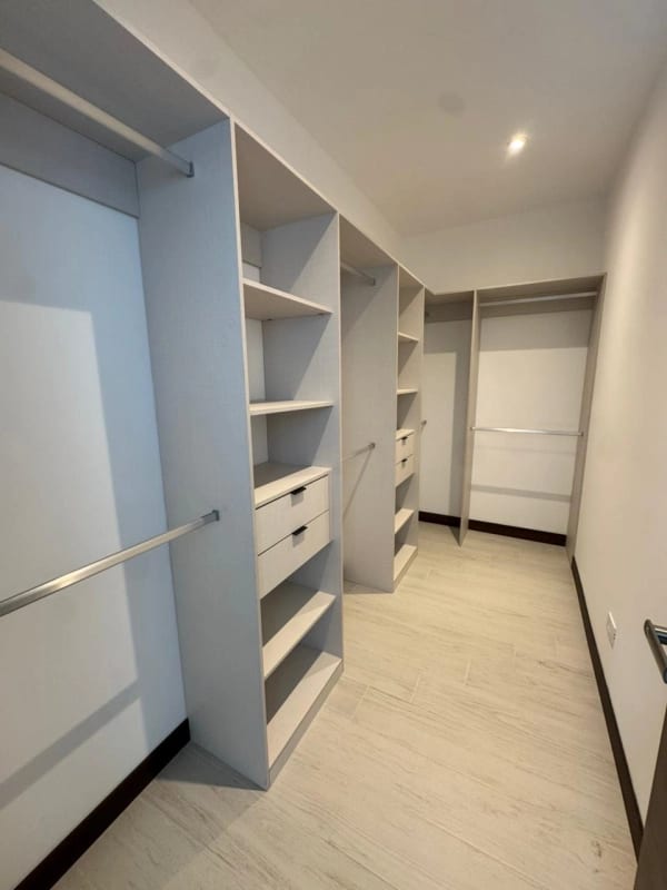 Apartamento en venta o renta Edificio Spazio zona 15 — Apartamento en Alquiler en Zona 15, Guatemala, Ciudad — foto 5 de 13