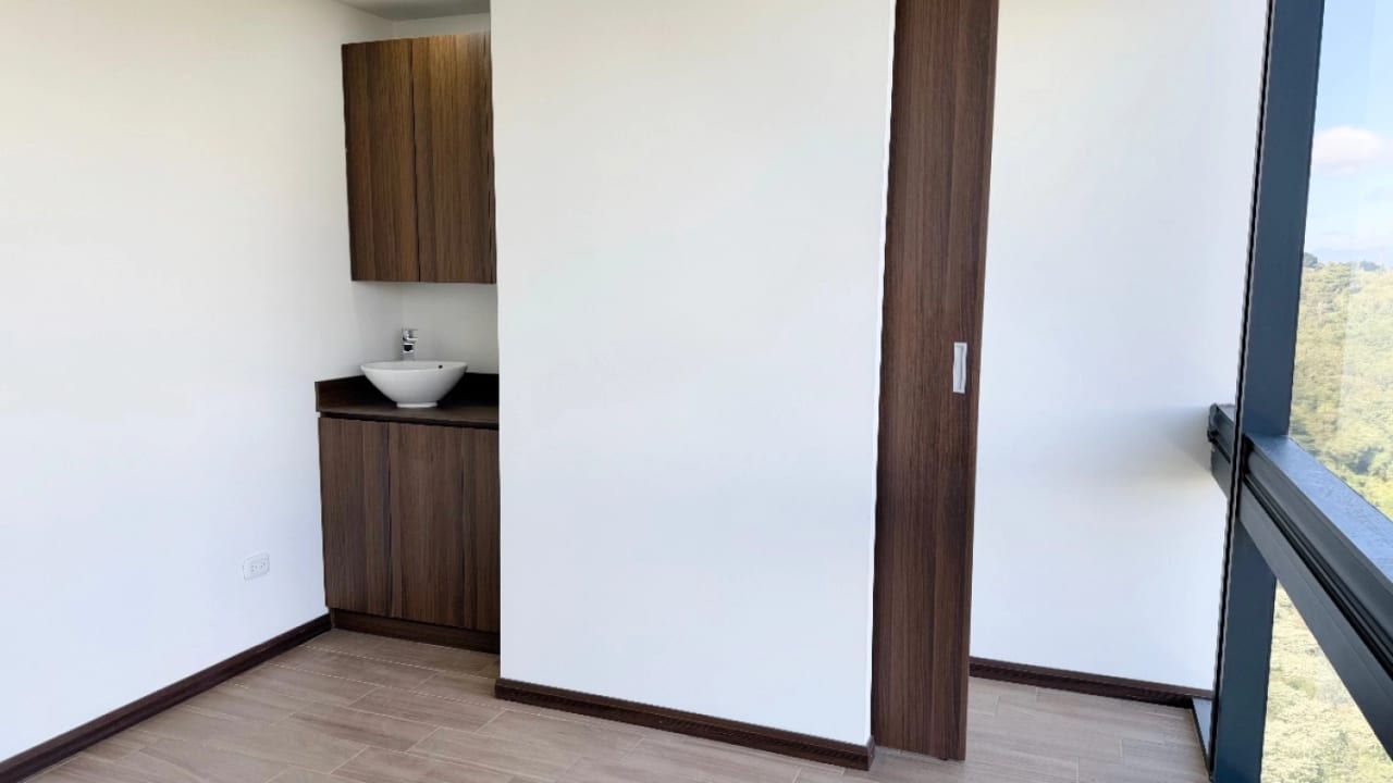 Clínica Médica con 3 despachos en venta en Carretera a El Salvador — Clínica en Venta en Carretera a El Salvador, Guatemala, Ciudad — foto 8 de 15