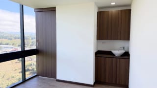 Clínica Médica con 3 despachos en venta en Carretera a El Salvador — Clínica en Venta en Carretera a El Salvador, Guatemala, Ciudad — miniatura 4 de 15