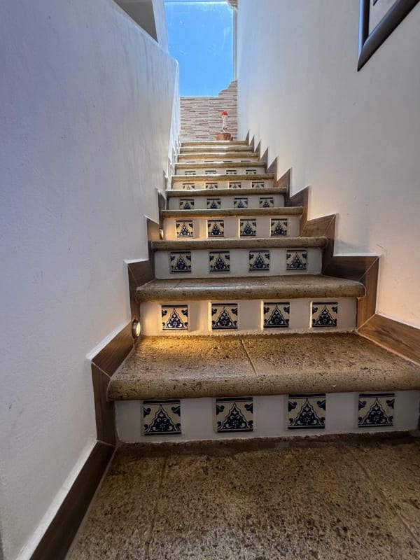 🏡 Casa de Lujo en Venta | Santa Elena Barillas 💰 Precio: US$365,000 — Casa en Venta en Santa Elena del Lago, Santa Elena Barillas, Guatemala, Ciudad — foto 4 de 17