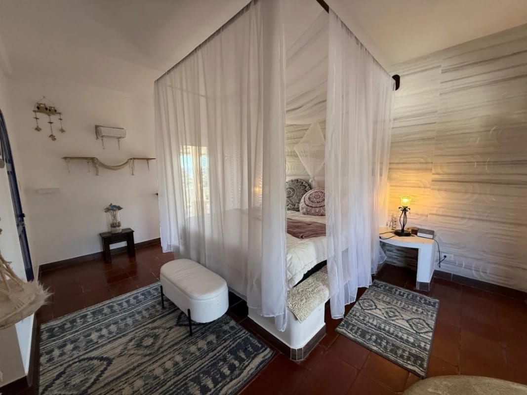 🏡 Casa de Lujo en Venta | Santa Elena Barillas 💰 Precio: US$365,000 — Casa en Venta en Santa Elena del Lago, Santa Elena Barillas, Guatemala, Ciudad — foto 2 de 17
