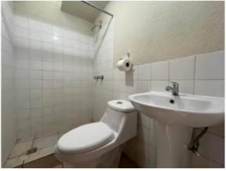 Vendo Hermosa Casa en Colinas de Monte Maria Sur — Casa en Venta en Villa Nueva, Guatemala, Ciudad — miniatura 10 de 10