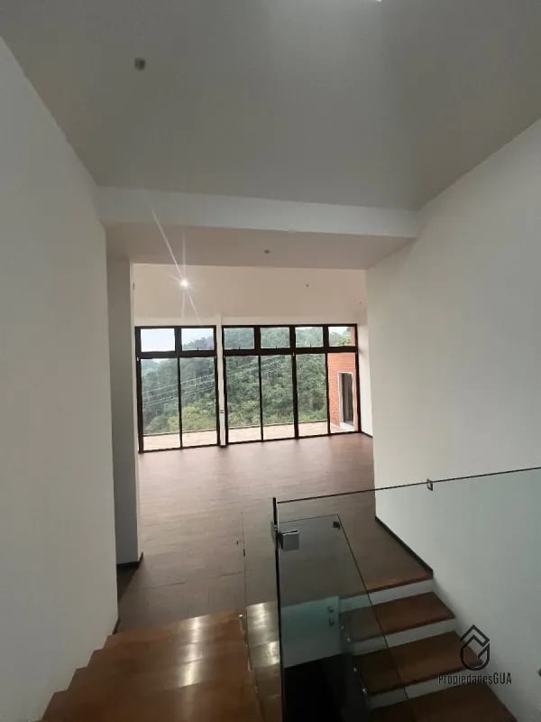 Casa con vista espectacular dentro de condominio en renta — Casa en Alquiler en Santa Catarina Pinula, Guatemala, Ciudad — foto 15 de 17