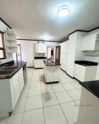 Apartamento en Venta Zona 10 en Nivel Alto — Apartamento en Venta en Zona 10, Guatemala, Ciudad — miniatura 11 de 11