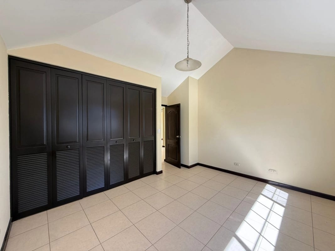 Casa en Venta Entrada San Jose Pinula. — Casa en Venta en San José Pinula, Guatemala, Ciudad — foto 5 de 10