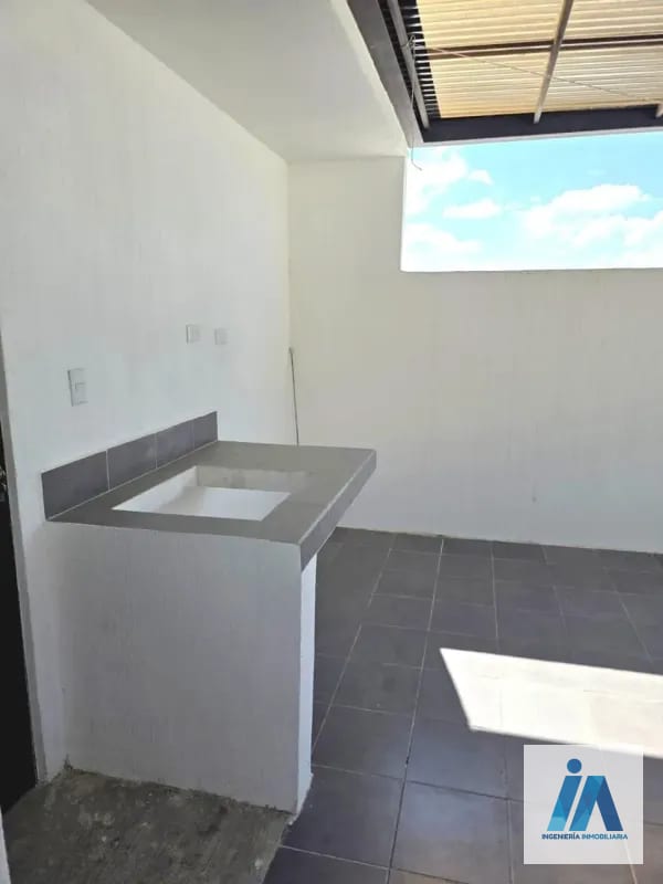 CASA EN VENTA📍Secoya de Arrazola, Km 16.5 Fraijanes Una casa diseñada para ofrecer comodidad con una increíble terraza con pérgola ideal para tus reuniones sociales. — Casa en Venta en Fraijanes, Carretera a El Salvador, Guatemala, Ciudad — foto 6 de 14