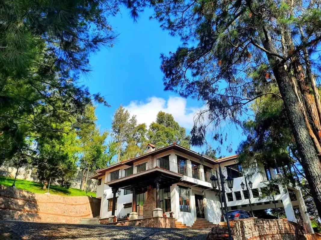 Vendo Propiedad a Orilla de Carretera Interamericana KM. 33.8 — Terreno en Venta en Santa Maria Cauqué, Sacatepéquez — foto 1 de 8