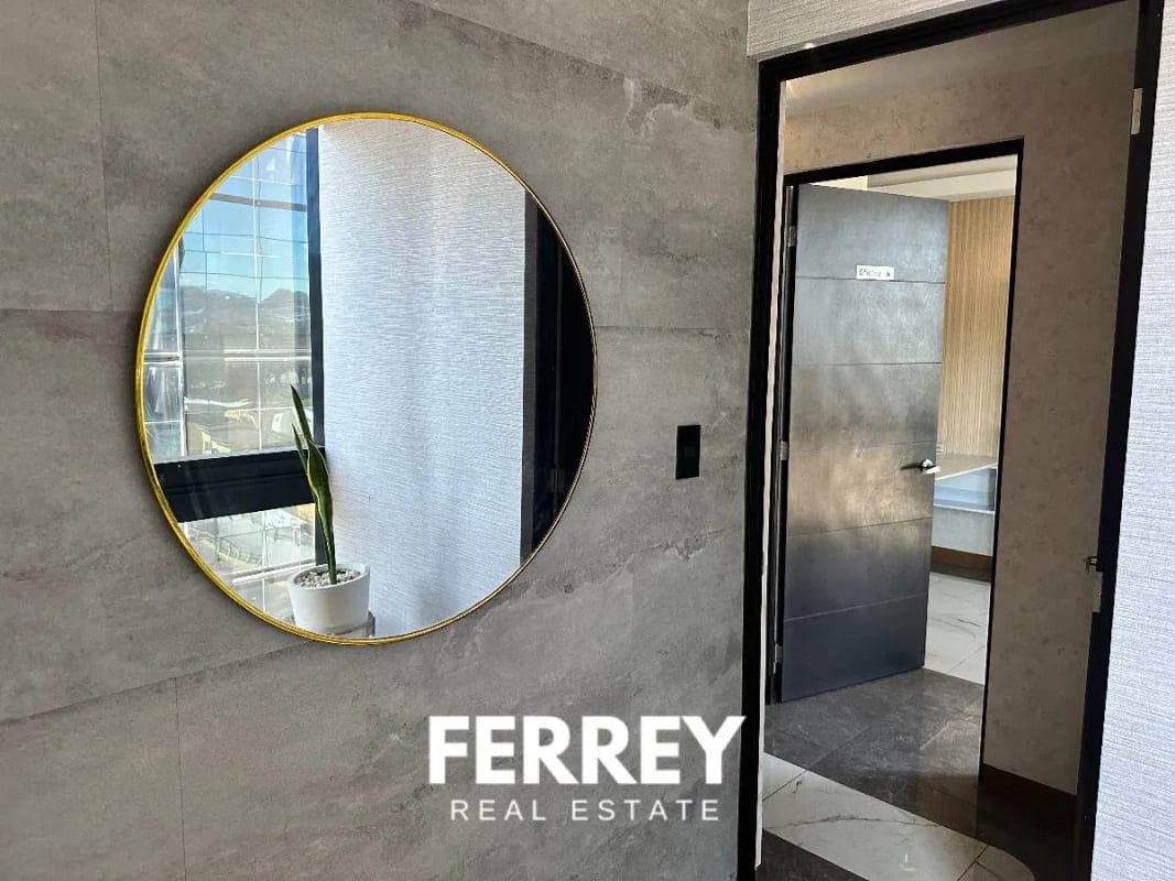 🏥 ClĂnica en Venta – Zona 10 — Oficina en Venta en Zona 10, Guatemala, Ciudad — foto 11 de 12