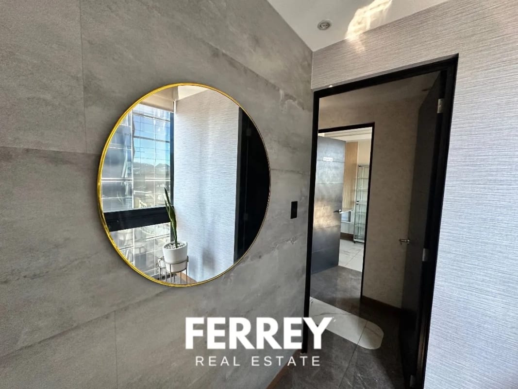 🏥 ClĂnica en Venta – Zona 10 — Oficina en Venta en Zona 10, Guatemala, Ciudad — foto 10 de 12