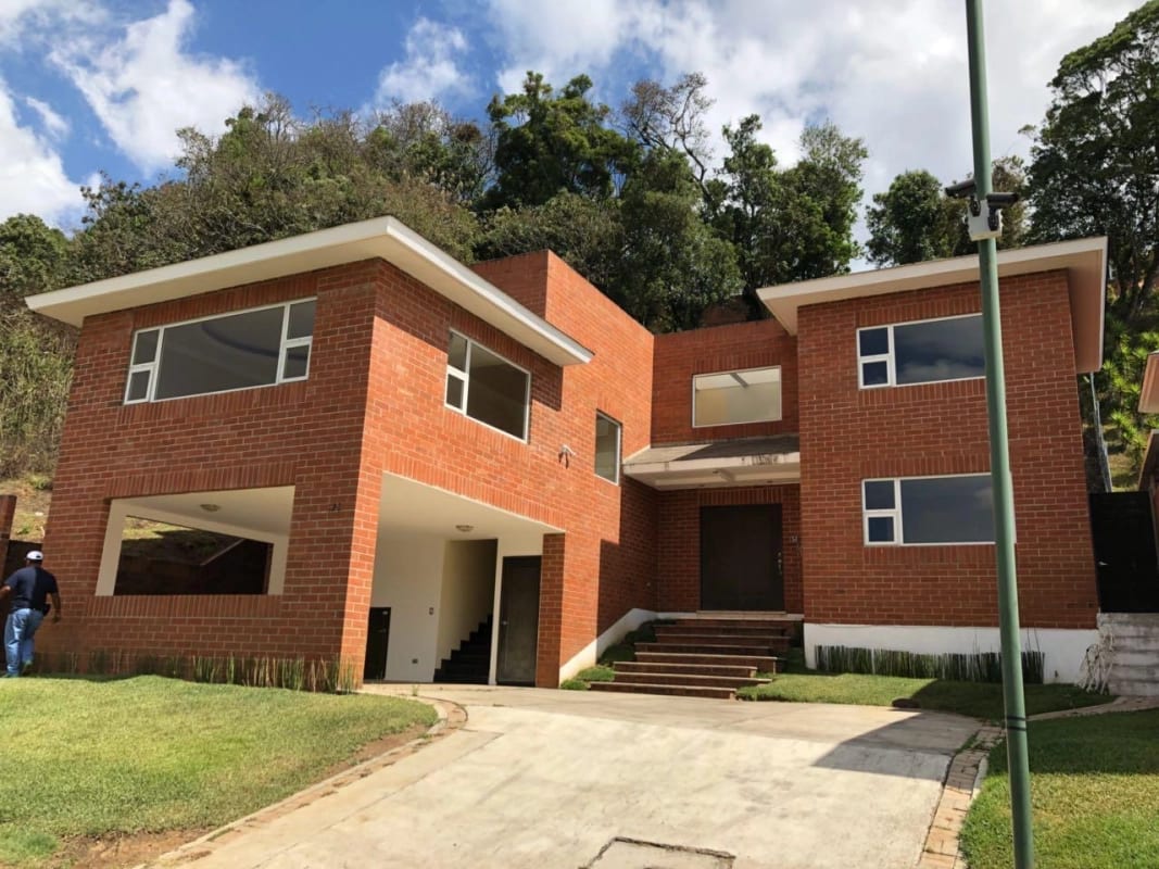 Casa en Venta Fraijanes — Casa en Venta en Carretera a El Salvador, Guatemala, Ciudad — foto 1 de 13