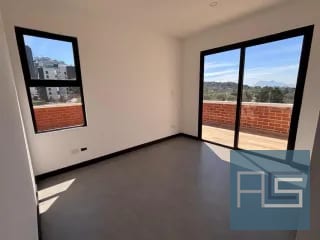 *Moderno Apto para estrenar en Alquiler de 3 habitaciones con jardín y dorm de servicio en Vista Hermosa II, zona 15* — Apartamento en Alquiler en Arles, Zona 15, Guatemala, Ciudad — miniatura 8 de 17