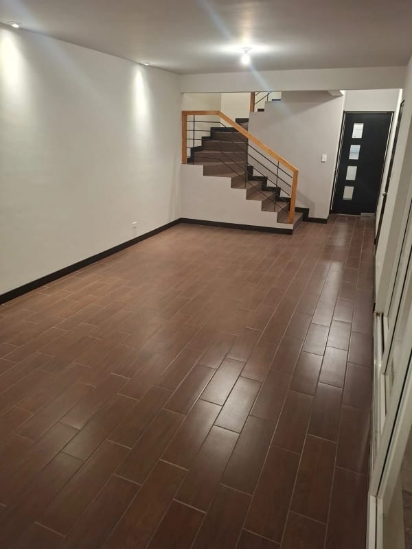 Casa en Venta CAES 14.5 — Casa en Venta en Carretera a El Salvador, Guatemala, Ciudad — foto 1 de 17