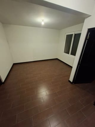 Casa en Venta CAES 14.5 — Casa en Venta en Carretera a El Salvador, Guatemala, Ciudad — miniatura 7 de 17