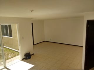 Venta amplia casa Km 30.5 Carr. El Salvador | Alamedas de Santo Domingo — Casa en Venta en Alamedas de Santo Domingo, Carretera a El Salvador, Guatemala, Ciudad — miniatura 3 de 16