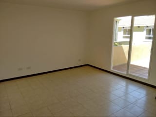 Venta amplia casa Km 30.5 Carr. El Salvador | Alamedas de Santo Domingo — Casa en Venta en Alamedas de Santo Domingo, Carretera a El Salvador, Guatemala, Ciudad — miniatura 7 de 16