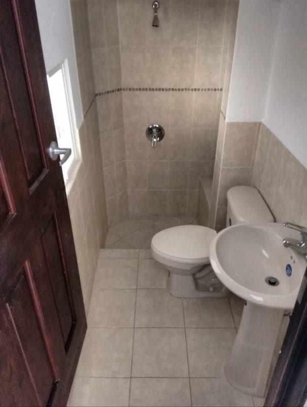 Venta amplia casa Km 30.5 Carr. El Salvador | Alamedas de Santo Domingo — Casa en Venta en Alamedas de Santo Domingo, Carretera a El Salvador, Guatemala, Ciudad — foto 5 de 16