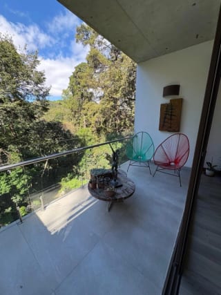 Apartamento Amueblado Renta Oakland Zona 10, 159 MTS2, 2 Dormitorios , 2,500 + Iva — Apartamento en Alquiler en Zona 10, Guatemala, Ciudad — miniatura 3 de 7