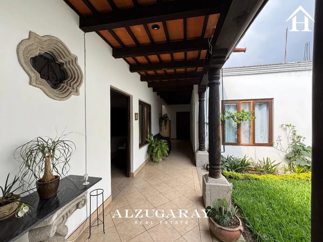 Casa Estilo Colonial C/ Jardin 2 Hab. / San Pedro las Huertas — Casa en Venta en San Pedro Las Huertas, Antigua, Sacatepéquez — foto 9 de 13