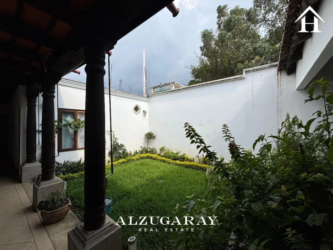 Casa Estilo Colonial C/ Jardin 2 Hab. / San Pedro las Huertas — Casa en Venta en San Pedro Las Huertas, Antigua, Sacatepéquez — foto 2 de 13