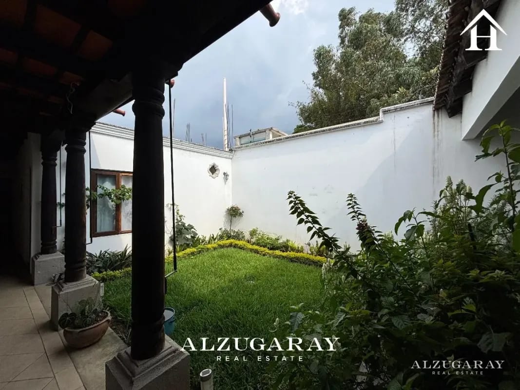 Casa Estilo Colonial C/ Jardin 2 Hab. / San Pedro las Huertas — Casa en Venta en San Pedro Las Huertas, Antigua, Sacatepéquez — foto 2 de 13