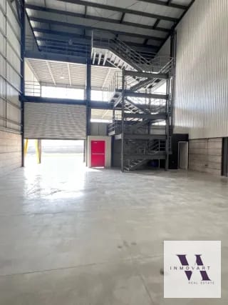 Amplia bodega en renta Naranjo en Complejo Industrial — Bodega / Ofibodega en Alquiler en Condado Naranjo, Zona 4 Mixco, Guatemala, Ciudad — miniatura 5 de 6