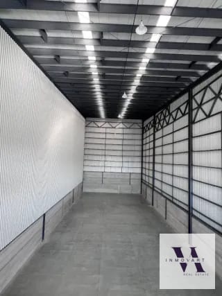 Amplia bodega en renta Naranjo en Complejo Industrial — Bodega / Ofibodega en Alquiler en Condado Naranjo, Zona 4 Mixco, Guatemala, Ciudad — miniatura 3 de 6