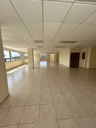 Se renta oficina en zona 13 — Oficina en Alquiler en Zona 13, Guatemala, Ciudad — miniatura 1 de 11