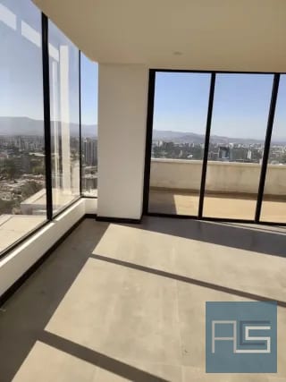 *Increíble Penthouse de 2 hab con jardín para estrenar, en venta en Vista Hermosa II, zona 15. Vistas espectaculares* — Apartamento en Venta en Arles, Zona 15, Guatemala, Ciudad — miniatura 3 de 15