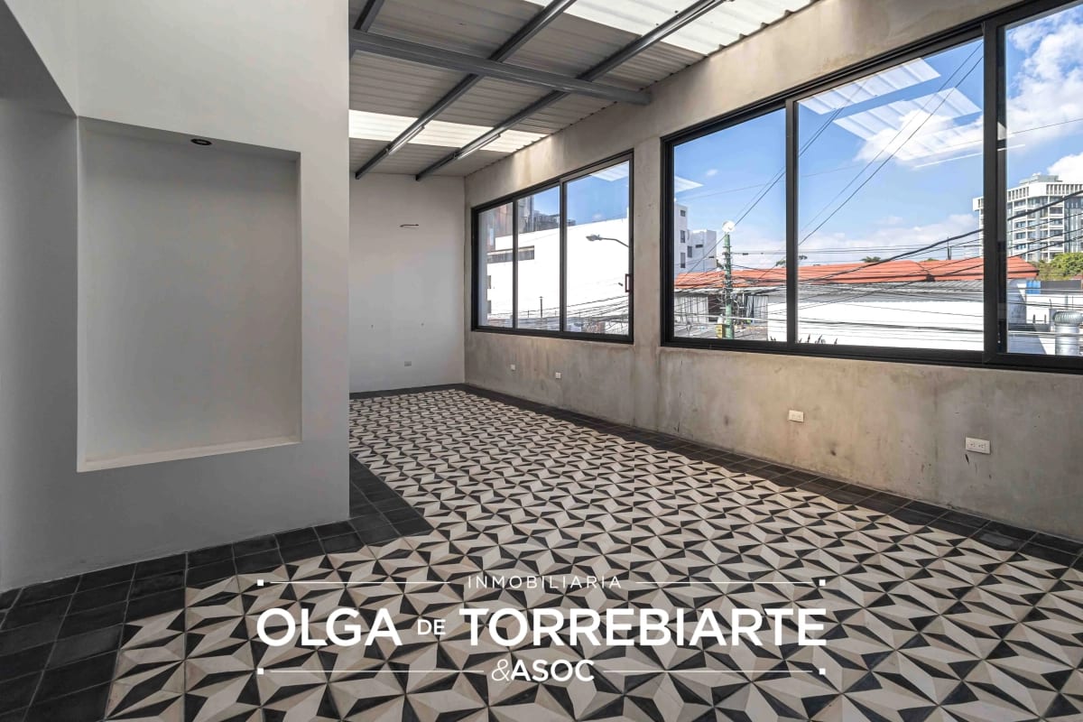 Casa remodelada para oficina en Zona 10 — Casa en Venta en Zona 10, Guatemala, Ciudad — foto 6 de 12