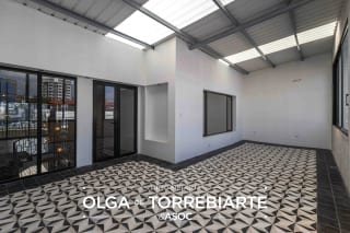 Casa remodelada para oficina en Zona 10 — Casa en Venta en Zona 10, Guatemala, Ciudad — miniatura 5 de 12