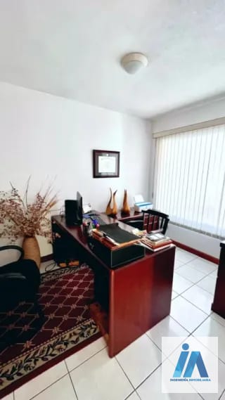 CASA EN VENTA📍Área residencial, Zona 15 por San Lázaro | Fuera de garita — Casa en Venta en Zona 15, Guatemala, Ciudad — miniatura 10 de 14