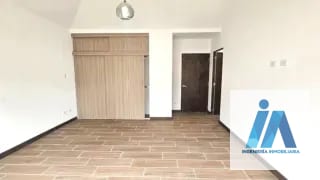 CASA EN VENTA📍Prados de Fraijanes, Km. 21.5 Carretera a Fraijanes Descubre esta espectacular residencia — Casa en Venta en Fraijanes, Carretera a El Salvador, Guatemala, Ciudad — miniatura 8 de 11