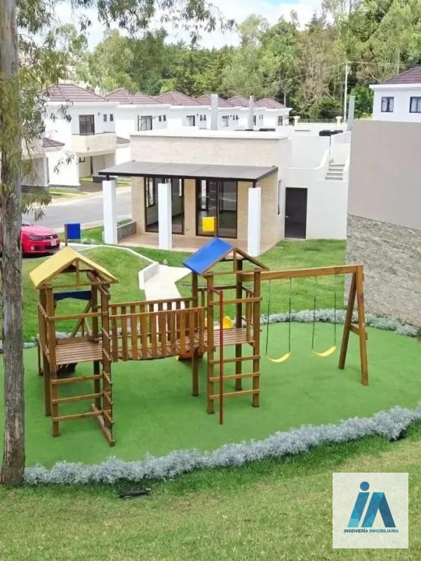 CASA EN VENTAšPrados de Fraijanes, Km. 21.5 Carretera a Fraijanes Descubre esta espectacular residencia ā Casa en Venta en Fraijanes, Carretera a El Salvador, Guatemala, Ciudad ā foto 5 de 11