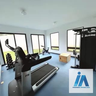 CASA EN VENTA📍Prados de Fraijanes, Km. 21.5 Carretera a Fraijanes Descubre esta espectacular residencia — Casa en Venta en Fraijanes, Carretera a El Salvador, Guatemala, Ciudad — miniatura 4 de 11