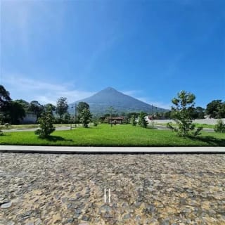 Casa en Antigua Guatemala — Casa en Venta en Antigua, Sacatepéquez — miniatura 3 de 3