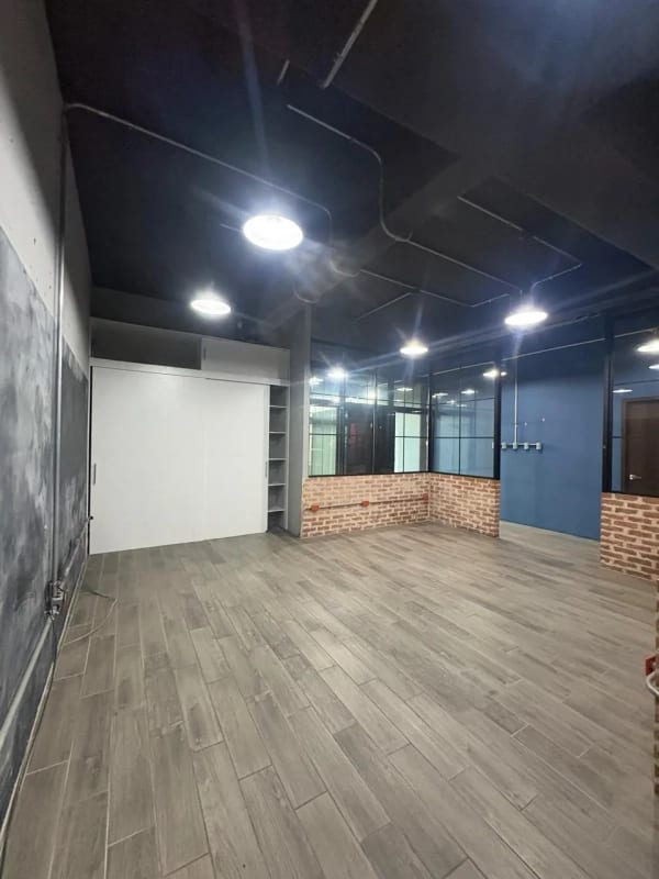 Oficina en Alquiler / Venta | Edificio Pialé | Zona 10 | Con terraza y jardín — Oficina en Venta en Pialé, Zona 10, Guatemala, Ciudad — foto 7 de 7